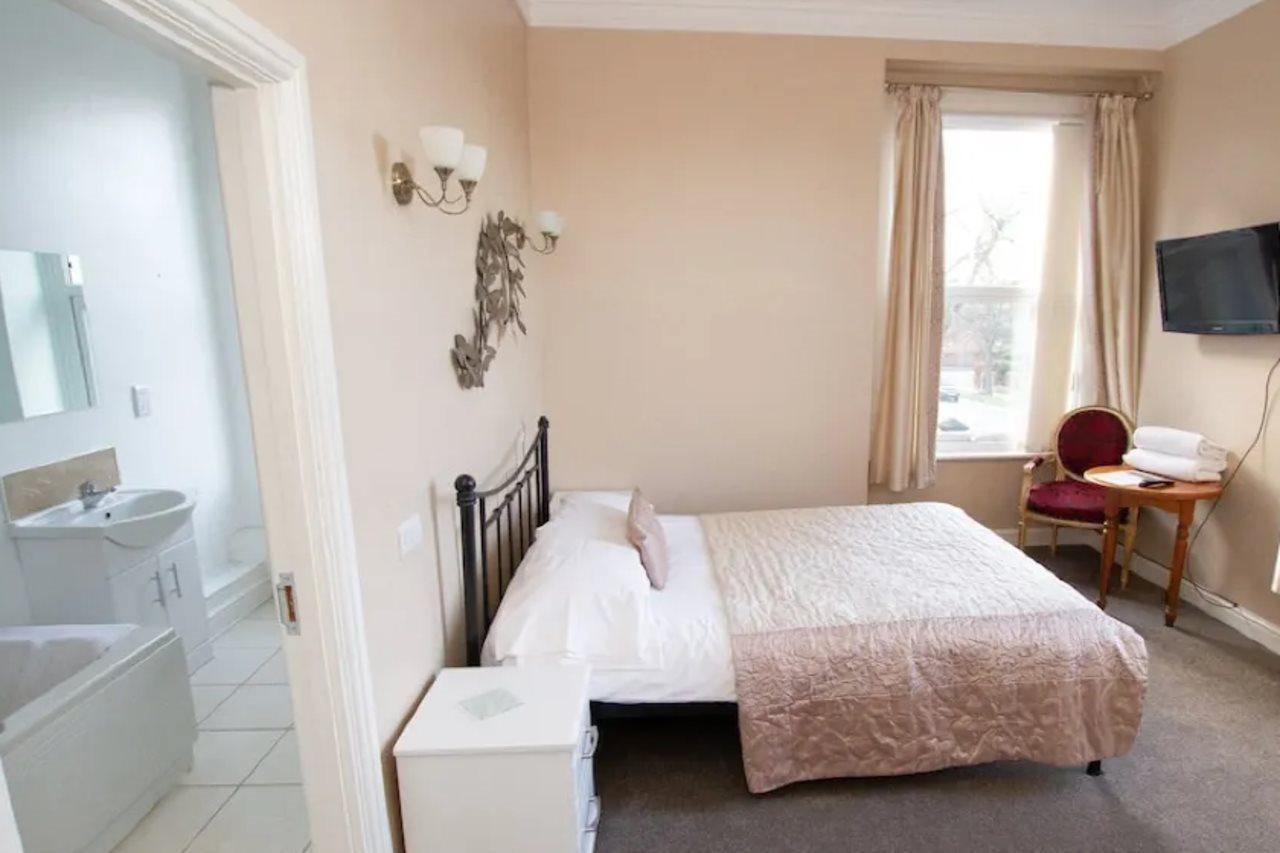Heworth Inn And Rooms ยอร์ค ภายนอก รูปภาพ