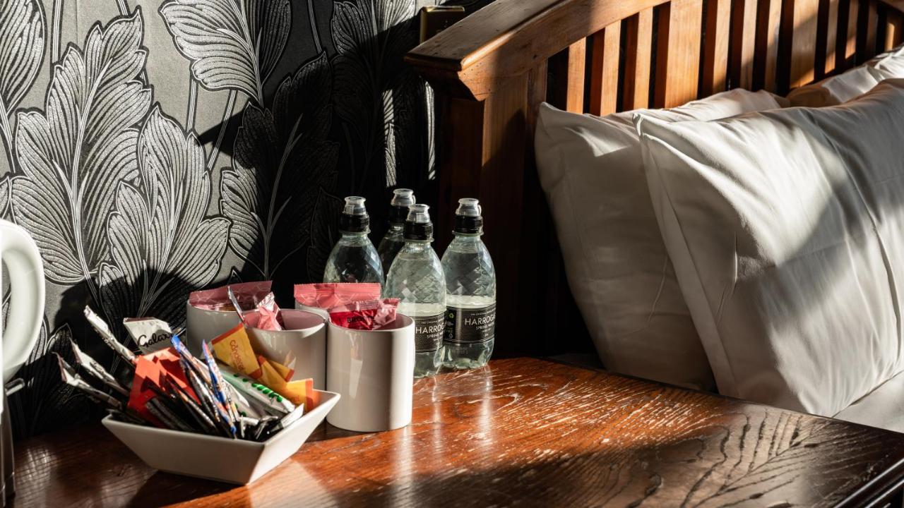 Heworth Inn And Rooms ยอร์ค ภายนอก รูปภาพ