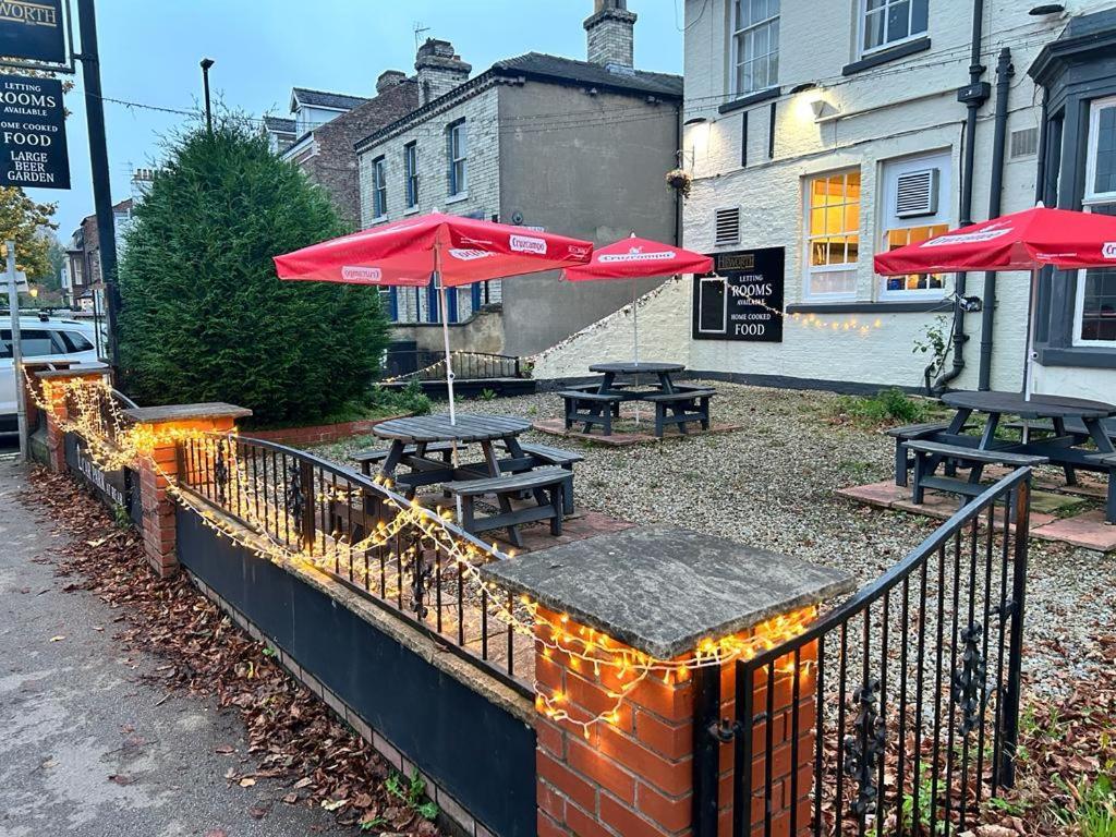 Heworth Inn And Rooms ยอร์ค ภายนอก รูปภาพ